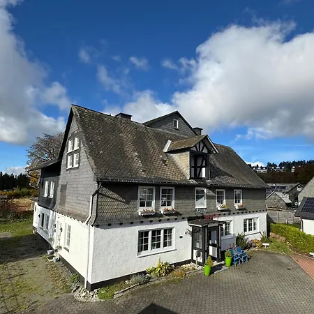 Haus Seasons Pensionat 3*